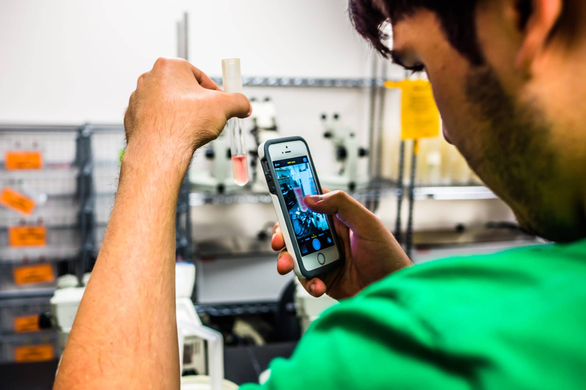 Student_phone_photo_lab_shutterstock_EditorialOnly