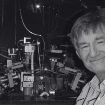 Obituary: Roger Thomas By Christof Schwiening, University of Cambridge published in Physiology News.