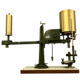 Society member Alireza Mani and the team from the UCL Historic Objects and Collections blog series return. Presenting Physiological Instrument #045, a kymograph. Discover the physiological data recorded by a rotating brass drum and smoked paper.