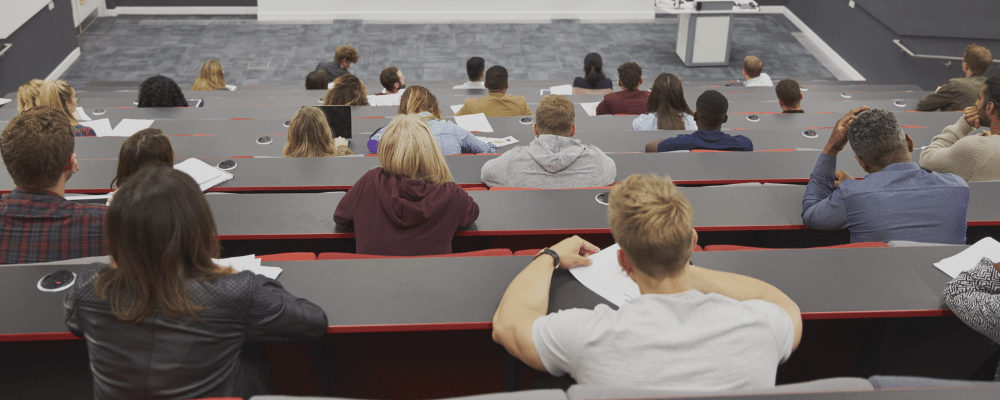 Does seating choice impact academic performance? Educators discuss the relationship between seating patterns with students' learning and engagement.